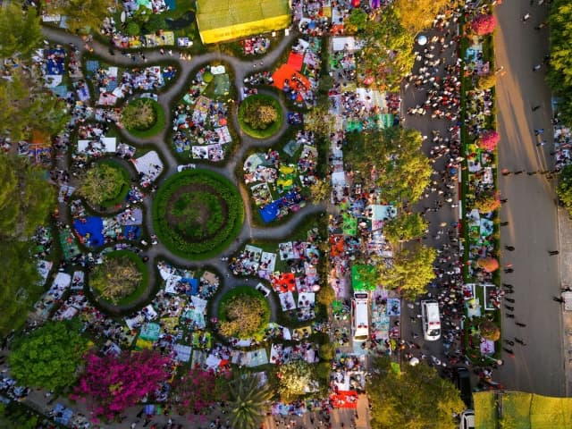 Giải mã sức hút núi Bà Đen: Vì sao hàng vạn người thức “trắng đêm” để hành hương?