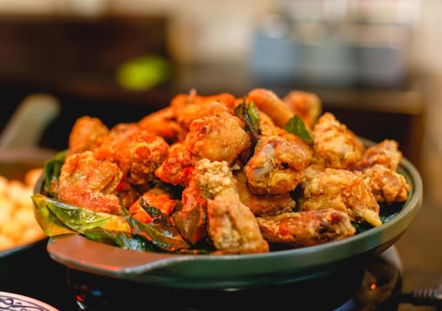 NHÀ HÀNG BUFFET VÂN SƠN – ĐẬM VỊ NGON, TRÒN BẢN SẮC