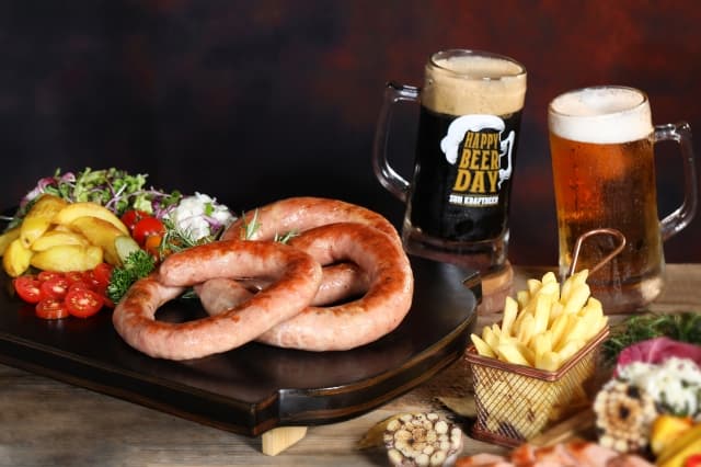 Sun World Ba Na Hills partners with German experts to enhance the quality of its signature sausages