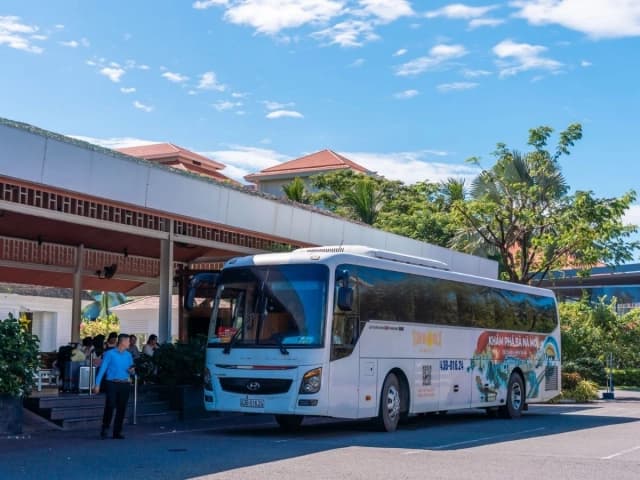 Có bãi đỗ xe ở Sun World Ba Na Hills không?