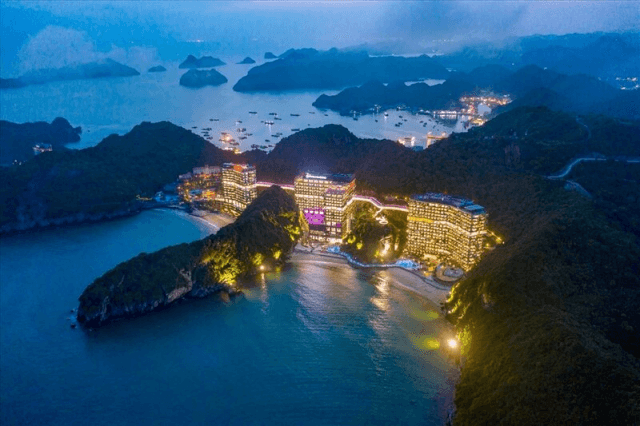 10 điểm ăn, chơi tại Cát Bà về đêm quên lối về
