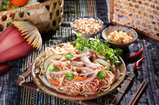 Món ăn đặc sắc tại nhà hàng Vân Sam – Tinh hoa ẩm thực Tây Bắc