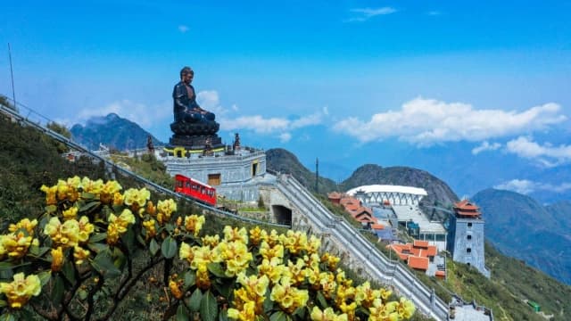 “Bỏ túi” cẩm nang du lịch Fansipan từ A đến Z CHI TIẾT NHẤT 2026