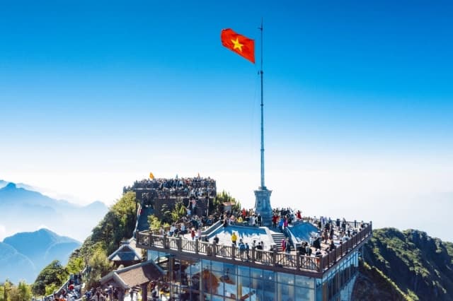 Lộ trình tham quan Fansipan chi tiết từ A đến Z