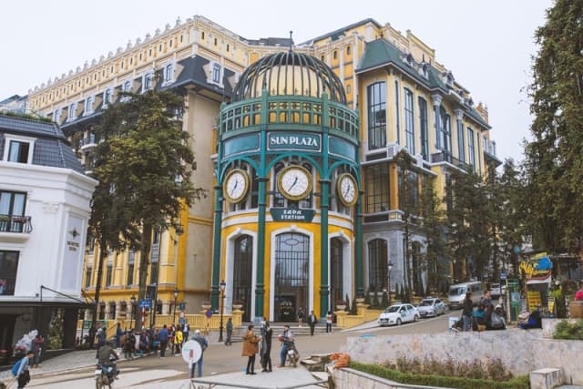 Sun Plaza: Vị trí, kiến trúc & 5 trải nghiệm không nên bỏ lỡ