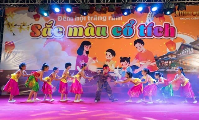 Radiant Full Moon Festival at Dragon Park