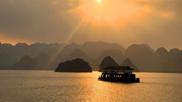 Địa điểm ngắm hoàng hôn đẹp ở Hà Nam không nên bỏ lỡ