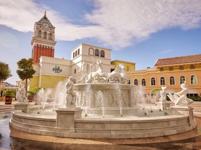 Khách sạn Sunset Town Phú Quốc - Gợi ý lưu trú đẹp, tiện trải nghiệm Nam đảo