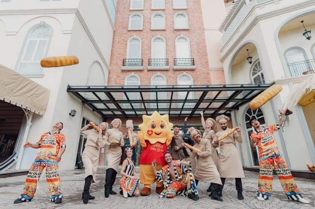 Tròn 30 năm thương hiệu, Maison Kayser mời những vị khách “đồng niên” nhận quà tại Phú Quốc