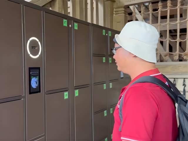 Mẹo giữ đồ an toàn khi chơi công viên nước Hòn Thơm