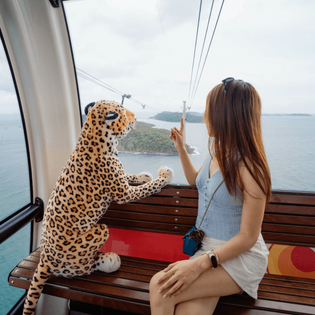 Decoding the “bring a leopard home from Hon Thom” trend taking Gen Z by storm