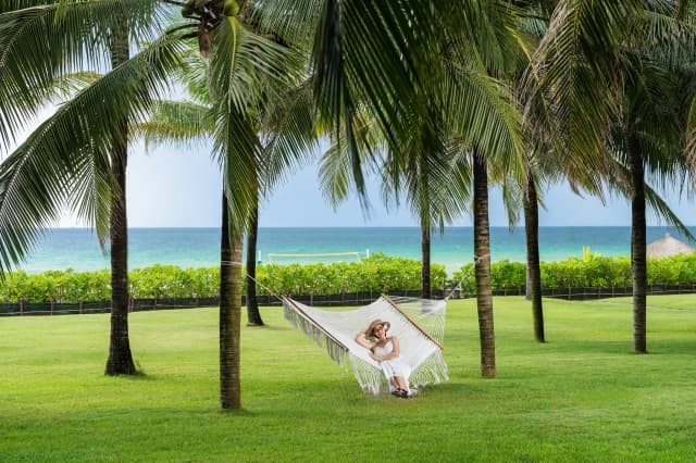 Top khách sạn gần Bãi Dài Phú Quốc view biển đẹp, dịch vụ đẳng cấp