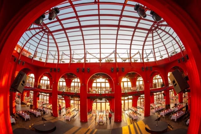 Ăn tối xem pháo hoa Phú Quốc: Trải nghiệm ấn tượng tại Sunset Town