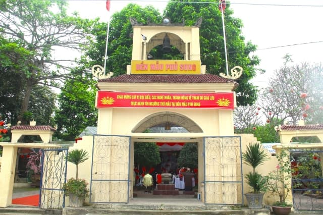 Khám phá Phủ Sung với giá trị văn hóa và tâm linh đặc sắc