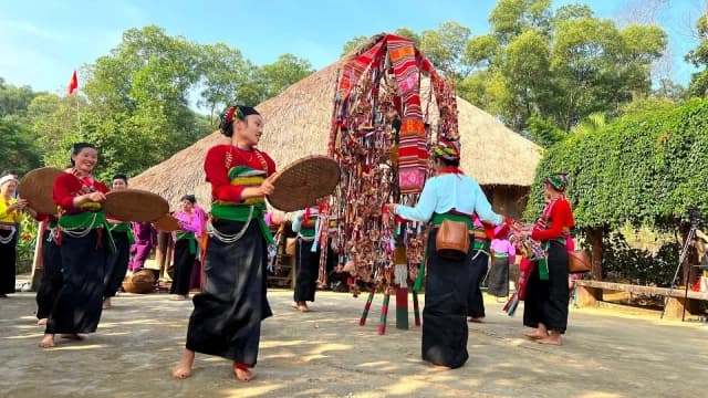 Lễ hội Pôồn Pôông: Di sản văn hóa tâm linh của người Mường