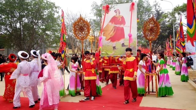 Lễ hội đền Sòng: Nét đẹp văn hóa thờ Mẫu của người Việt