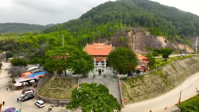 Đền Hàn Sơn Thanh Hóa: Chốn linh thiêng nổi tiếng xứ Thanh