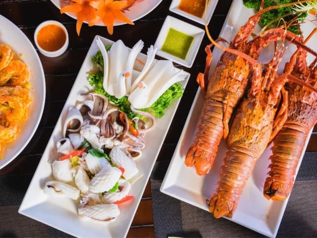 Sam Son Food Guide: What to Eat and Where?