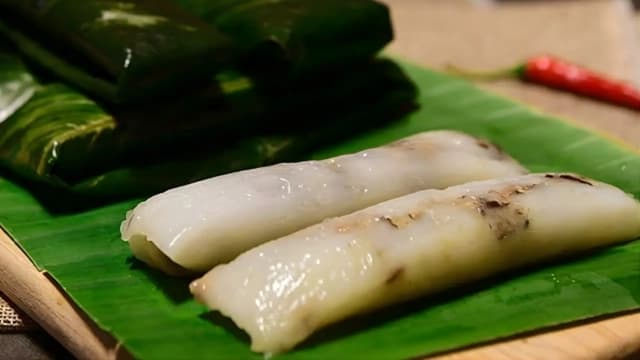 Thanh Hoa's Banh Rang Chua: A simple, chewy, and fragrant rural treat